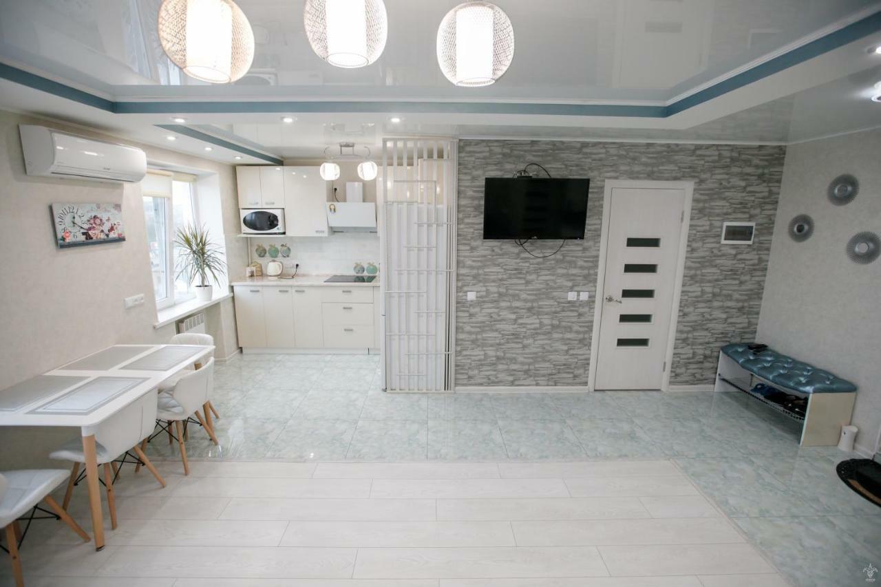 Apartments On Preobrazhenskaya クロプィウヌィーツィクィイ エクステリア 写真