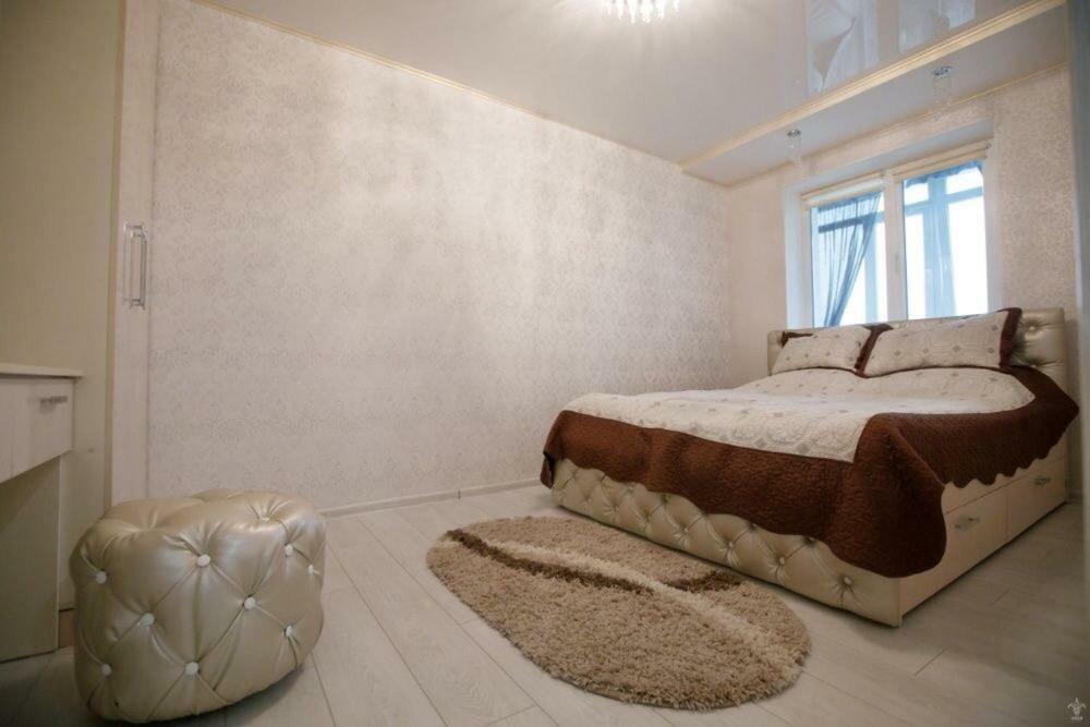 Apartments On Preobrazhenskaya クロプィウヌィーツィクィイ エクステリア 写真